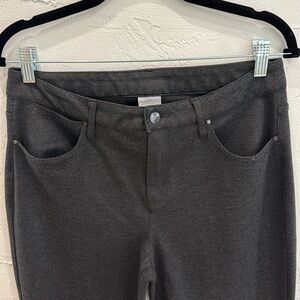 ♥️Chico’s Gray 4-Pocket Straight-Leg Pants - Size 1R